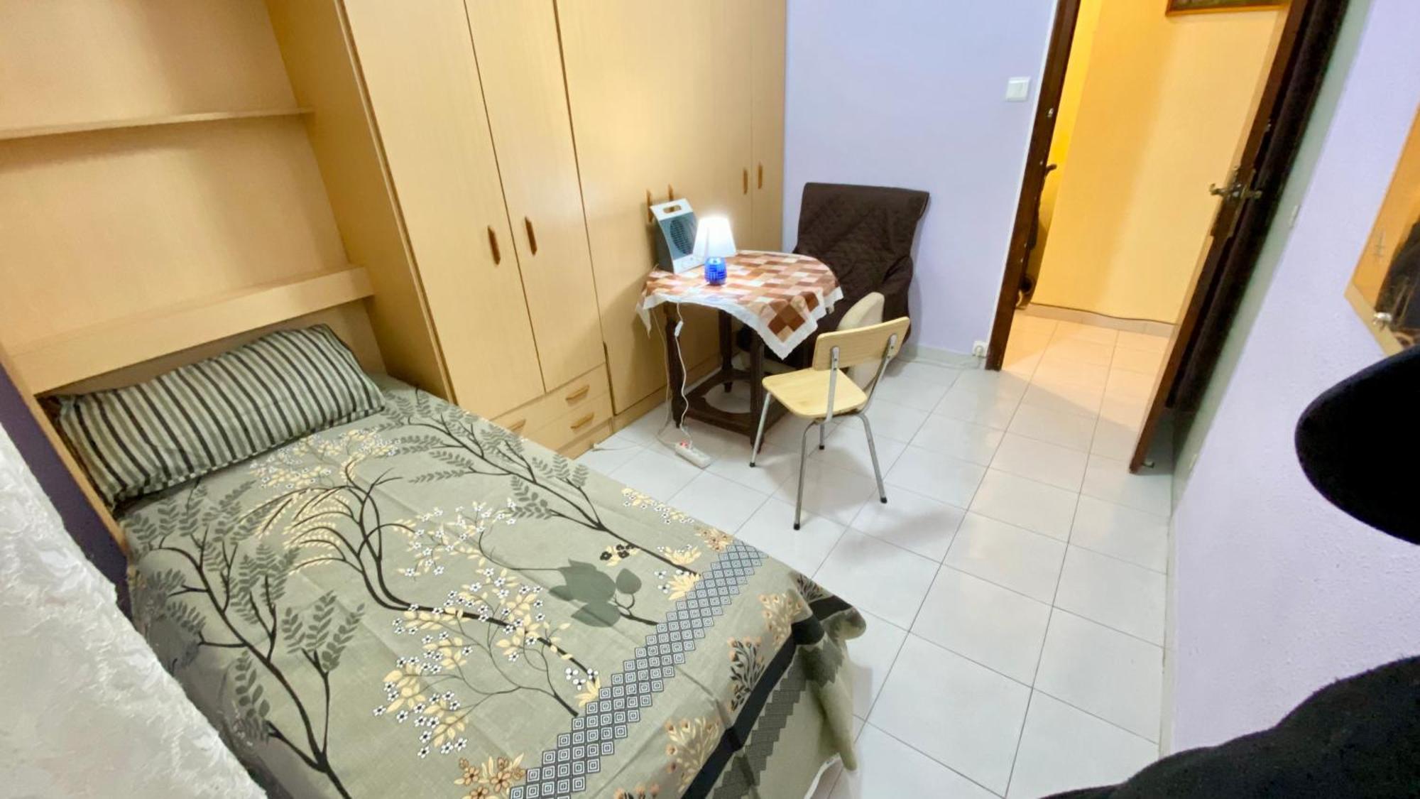 Habitacion Barato En Piso Familiar Compartido El Centro De La Ciudad Cerca De La Estacion De Autobuses Таррагона Экстерьер фото
