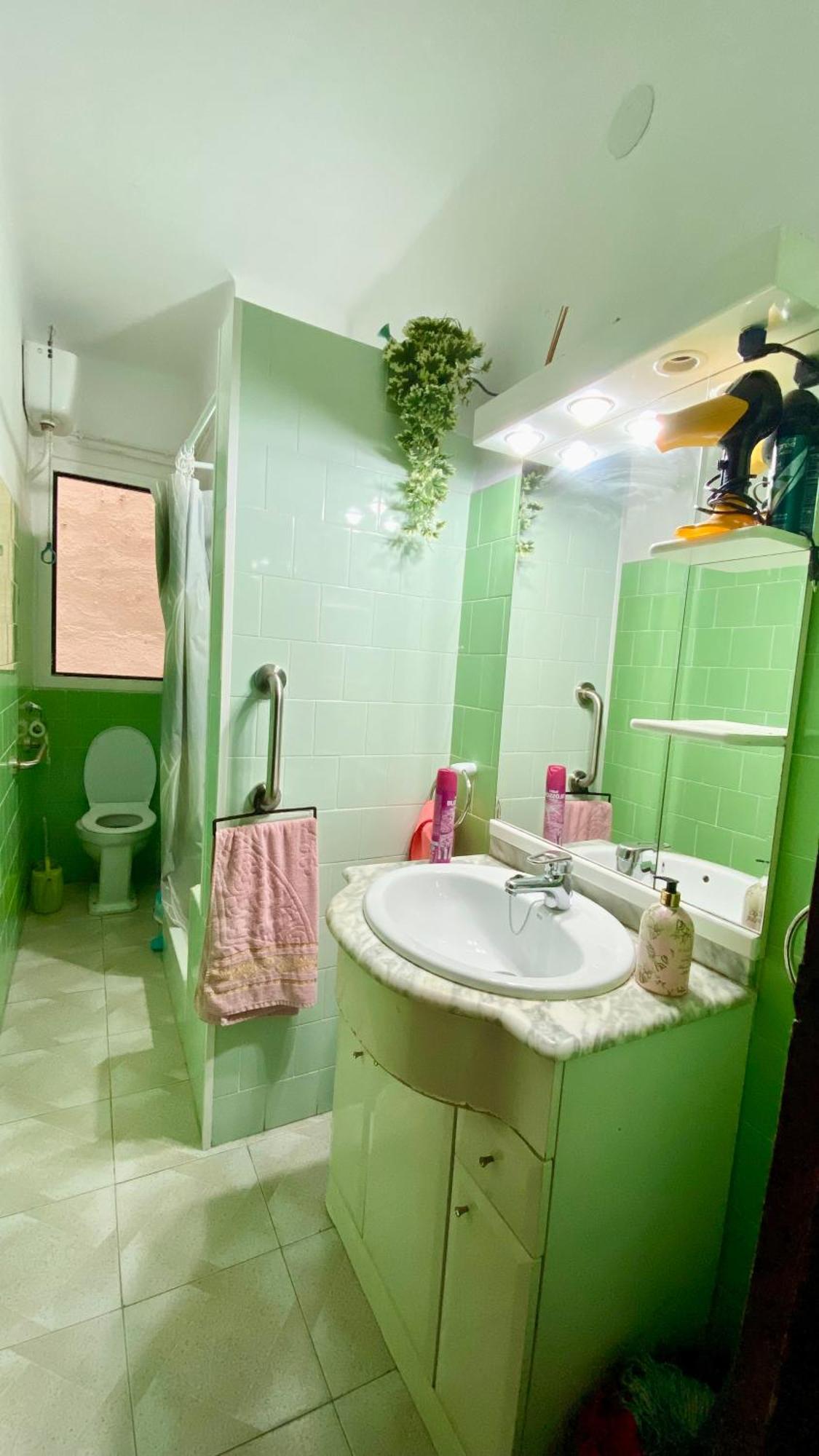 Habitacion Barato En Piso Familiar Compartido El Centro De La Ciudad Cerca De La Estacion De Autobuses Таррагона Экстерьер фото